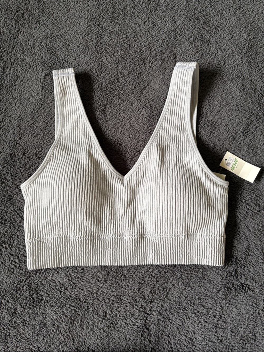NWT aerie Superchill Seamless Padded Voop Bralette Medium Ribbed Croptop Gray